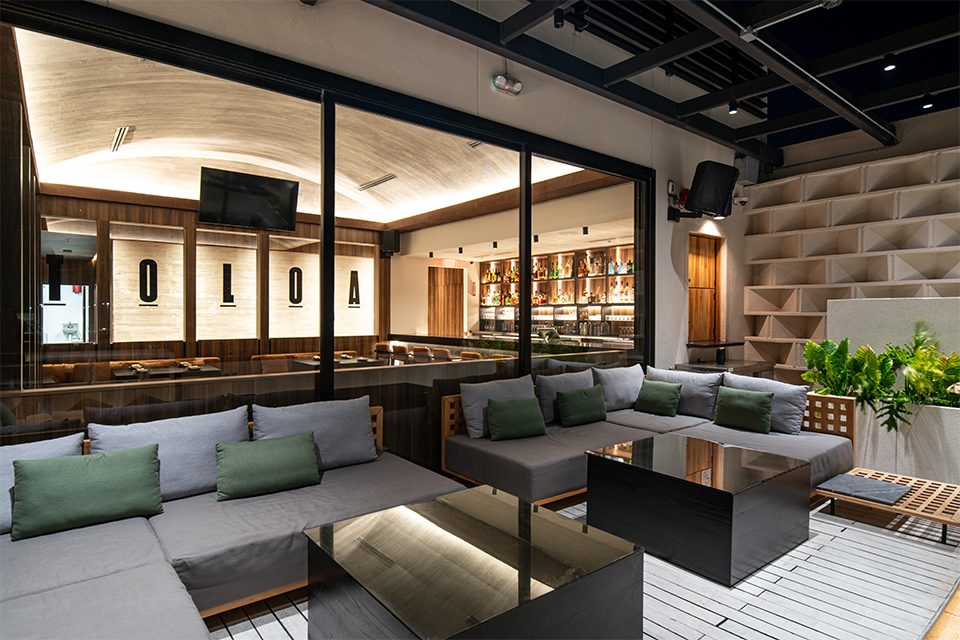 Toloa Rooftop interior